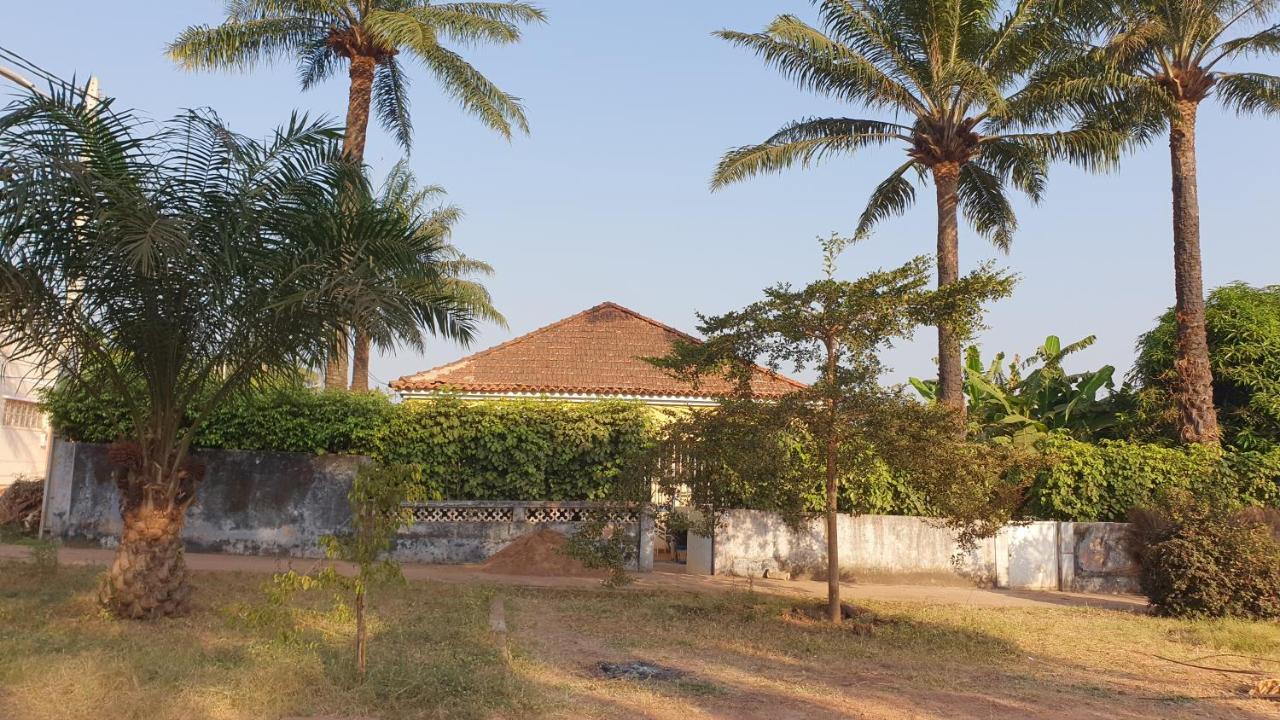 Casa Cacheu II Apartment Bissau Bagian luar foto